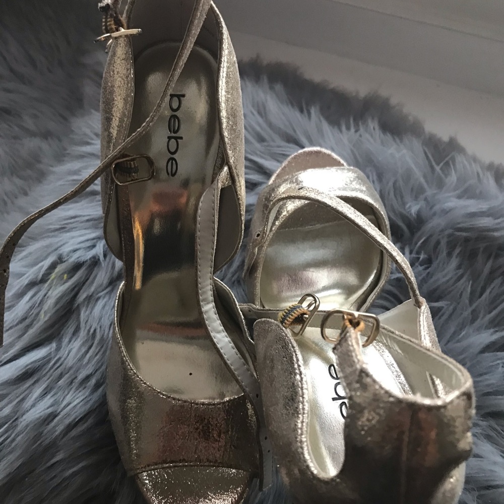 Shoes - Picture 3 of 3